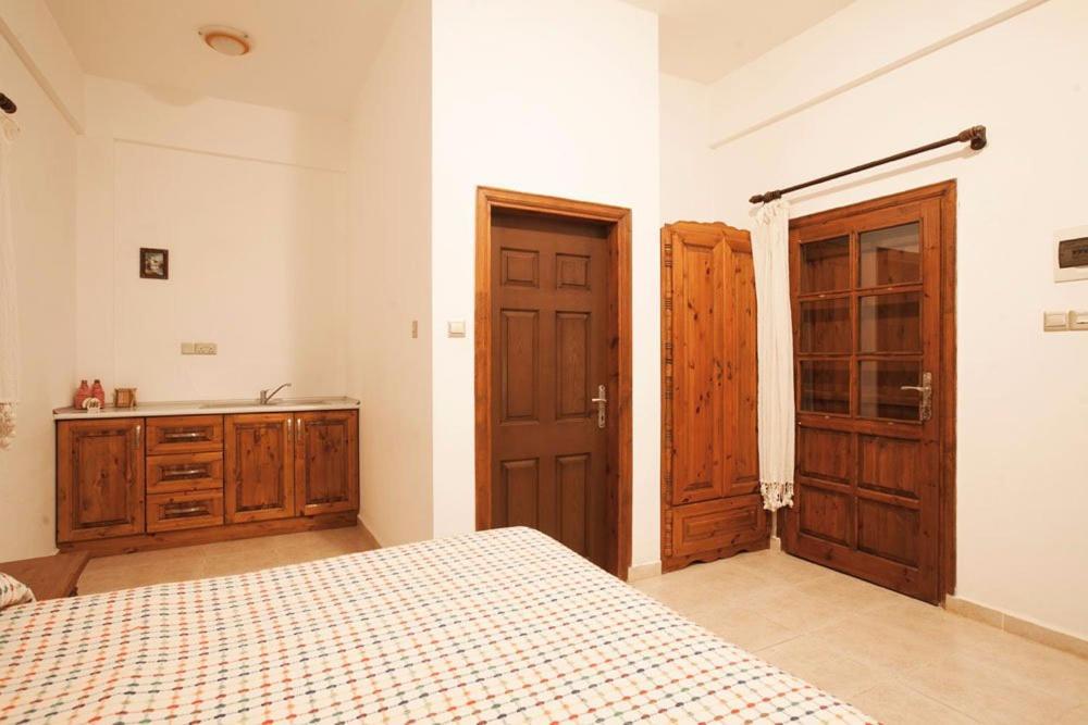 Glaro Garden Hotel Agia Trias Exterior foto